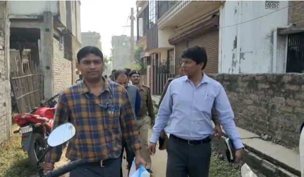 भागलपुर सृजन घोटाला: CBI ने मुख्य आरोपी के कई ठिकानों पर चिपकाया इश्तेहार, जानिए