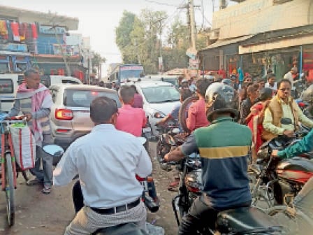 सावधान, यदि धनबाद से गोविंदपुर होकर निरसा की ओर जाना है तो जान लीजिए कि सड़क जाम है या नहीं,जानिए क्यों कही जा रही यह बातें