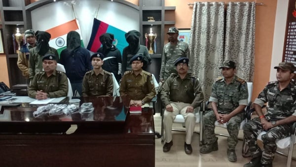 चाईबासा गिरिराज सेना प्रमुख कमलदेव गिरि हत्याकांड में शामिल मुख्य अरोपी रकीब, जाहिद सहित चार गिरफ्तार