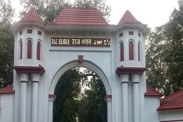 शीतकालीन सत्र आहूत करना चाहती है सरकार, पर मानसून सत्र का अवसान अब तक नहीं, राजभवन में संचिका,जानिए दिलचस्प जानकारी