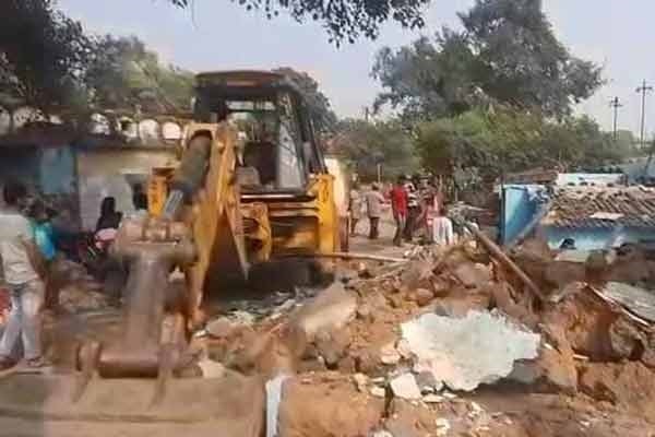 अतिक्रमण के खिलाफ महाअभियान को मुंह चिड़ा रही है पुरानी बाजार की सड़के, देखिये ग्राउंड जीरो रिपोर्ट