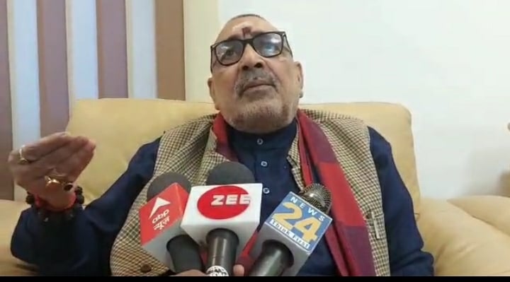 गिरिराज ने नीतीश को कहा सन्यास लीजिए,  जानिए कैसे शराब पर गरमाई बिहार की सियासत