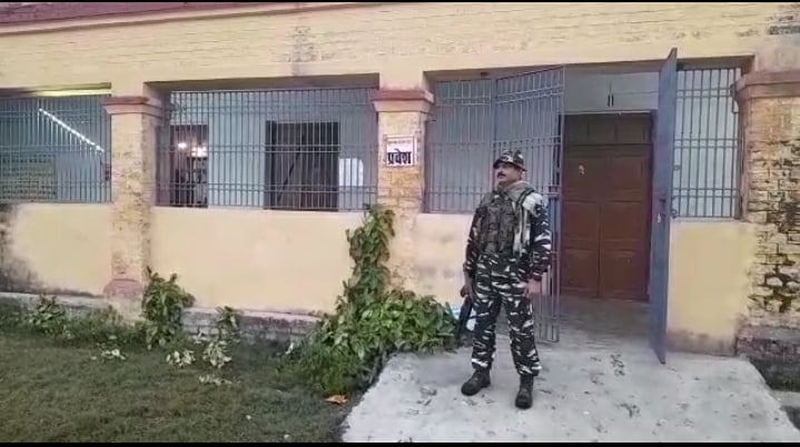 जानिए किसकी होगी कुढ़नी, आज EVM में बन्द हो जाएगा लोगों का मत, सुबह 7 बजे से जारी है मतदान