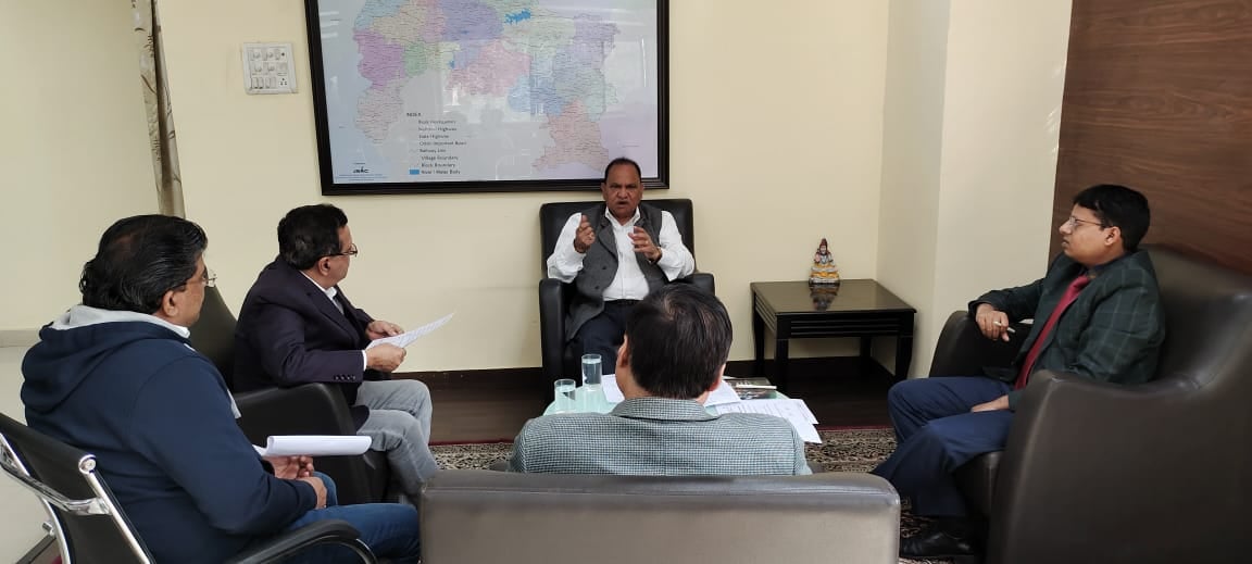 उपायुक्त की अध्यक्षता में हुई जिला अस्पताल प्रबंधन की बैठक, कई एजेंडा पर समिति ने प्रदान की स्वीकृति