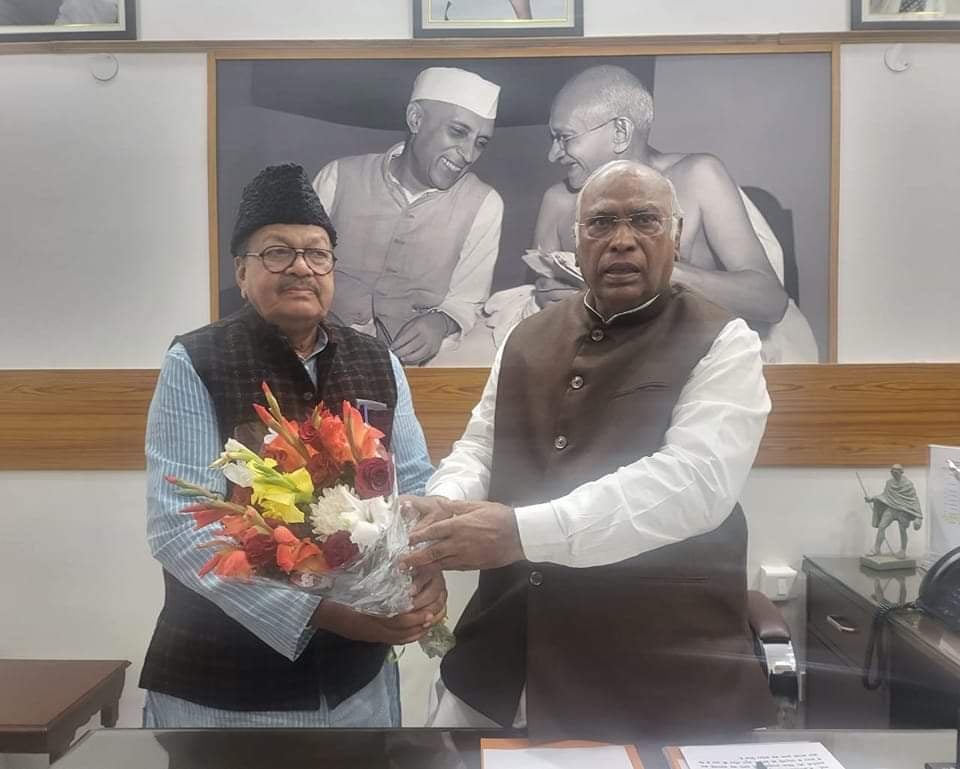 फुरकान अंसारी ने राष्ट्रीय अध्यक्ष से की मुलाकात, ज़िला अध्यक्षों की सूची को अल्पसंख्यक मुक्त करने पर जताई नाराजगी