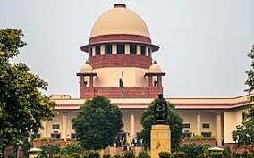 जानिए क्या हुआ जब एक 'शिष्य' ने सुप्रीम कोर्ट में याचिका दायर कर कहा "मेरे गुरु को ही परमात्मा माने पूरा भारत "