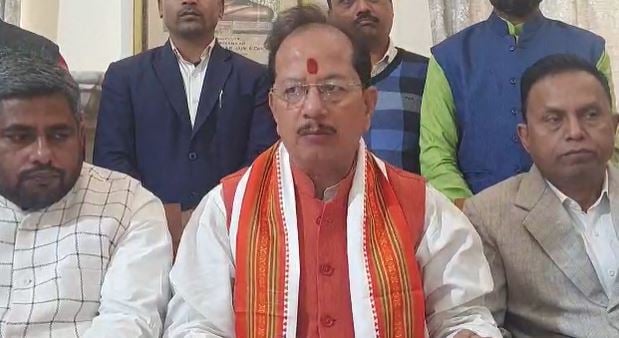 भागलपुर में महिला की धारदार हथियार से काटकर हत्या, विजय कुमार सिन्हा ने प्रशासन पर बोला हमला