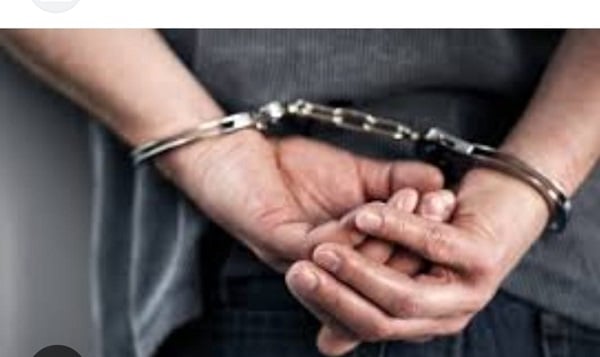 लोक जनशक्ति पार्टी के नेता निकले डकैत, धनबाद के बाहर भी चल रहा इनका धंधा, जानिए कैसे इस लूट में महिला भी मिला रही कंधे से कंधा