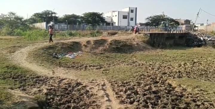 झारखंड एक अलग राज्य बनने के सालों बाद भी यहां के ग्रमीण क्षेत्र विकास से कोसो दूर हैं, जानिए वजह