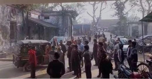 एक बार फिर सवालों के घेरे में सुशासन बाबू, शराबबंदी वाले बिहार में जहरीली शराब पीने से 10 लोगों की मौत, जिम्मेवार कौन?