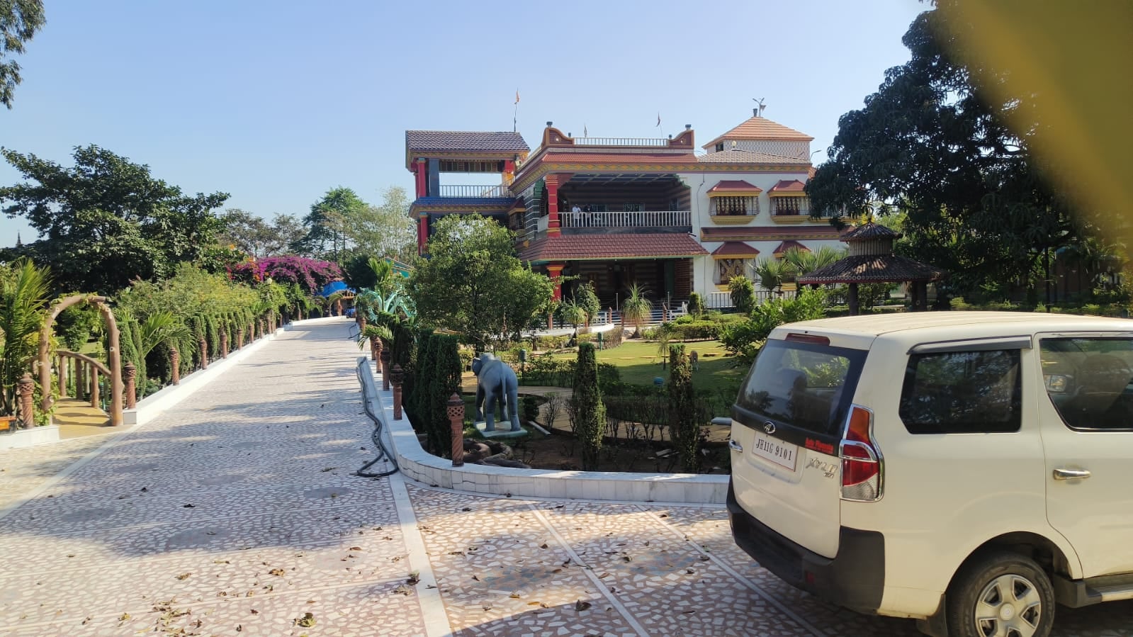 गिरिडीह: मोंगिया स्टील समूह के चेयरमैन से नगद बरामद होने के बाद आयकर विभाग की कार्रवाई हुई तेज, जमीन खरीद बिक्री के भी मिले कई डाक्यूमेन्ट