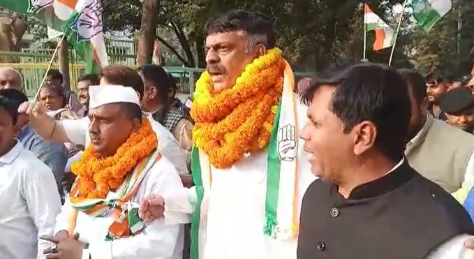 जमशेदपुर में डिमना चौक से हुई भारत जोड़ो यात्रा की शुरुआत, प्रदेश अध्यक्ष राजेश ठाकुर और मंत्री बन्ना गुप्ता सहित कई नेता हुए शामिल