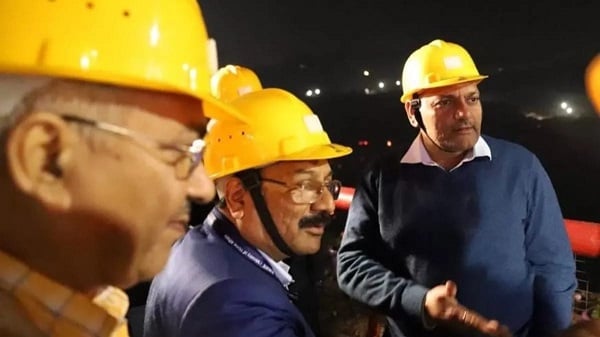 कोयला सचिव का दौरा खत्म, हो सकता है झरिया मास्टर प्लान में सकारात्मक बदलाव, जानिए पूरी खबर