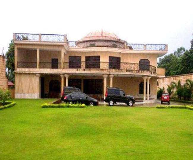 विधायक पूर्णिमा नीरज सिंह की सास सरोजनी सिंह ने कोर्ट में फाइल की पार्टीशन सूट, जानिए किसे बनाया प्रतिवादी