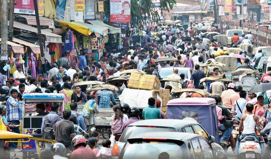 दुनिया चांद पर पहुंच जाएगी, मगर रांची के लोग तब भी ट्रैफिक में फंसे मिलेंगे, ये है रांची की ट्रैफिक व्यवस्था