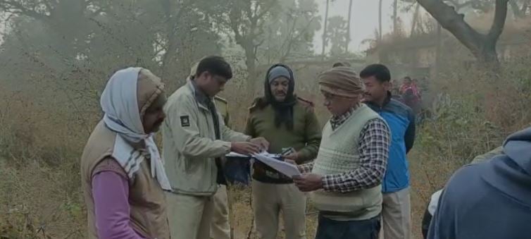 बिहटा : संदिग्ध परिस्थिति में चौकीदार का शव बरामद, ईंट पत्थर से कुचकर की गई हत्या