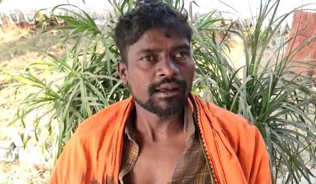 लातेहार: गरीब कबाड़ी चुनने वाले आदिवासी युवक की चोरी के आरोप में बेरहमी से पिटाई, मारने वाले ने कहा- मेरा कोई कुछ नहीं बिगाड़ पाएगा