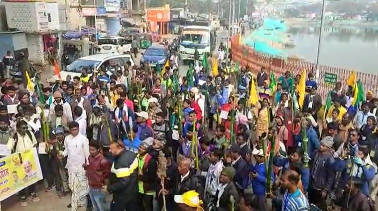 दुमका से राष्ट्रीय आदिवासी विद्रोह का हुआ शंखनाद, देश भर में किया जाएगा चक्का जाम और धरना-प्रदर्शन