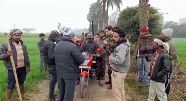 बेगूसराय में आदमखोर कुत्तों का आतंक, नेशनल शूटर ने 16 आदमखोर कुत्तों का किया एनकाउंटर