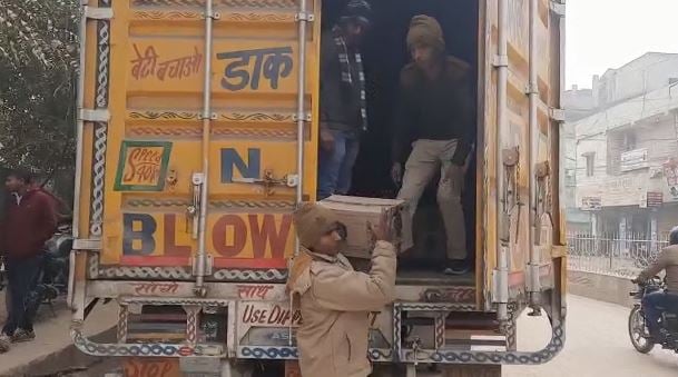 पटना: मद्य निषेध विभाग की टीम को बड़ी सफलता, एक ट्रक से 25 लाख की अंग्रेजी शराब को किया जब्त