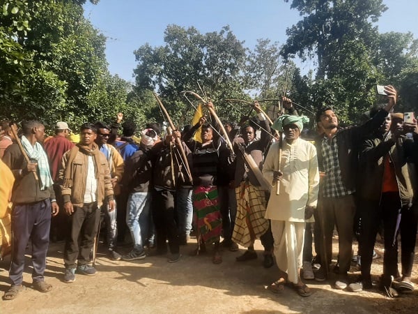 पारसनाथ पहाड़ विवाद : केंद्र और राज्य सरकार के फैसले से नाराज आदिवासी समाज, राष्ट्रपति को सौपेंगे ज्ञापन, 20 को बुलाया झारखंड बंद