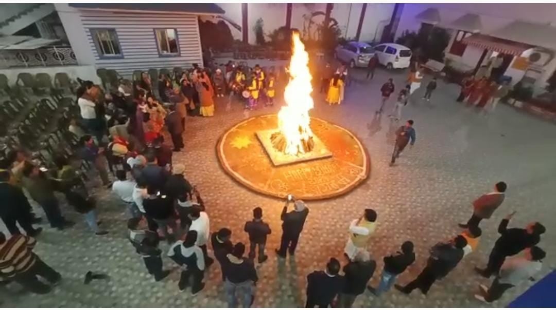 पंजाब उतर आया था कोयलांचल में, पंजाब की पारंपरिक लोहड़ी के लोकगीतों पर झूमा धनबाद