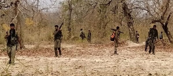 लातेहार : चंदवा में थर्ड रेल लाइन निर्माण में लगी कंपनी के साइट पर जेपीसी उग्रवादियों ने मचाया उत्पात