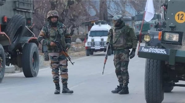 जम्मू के नरवाल में दो बम विस्फोट, छह लोग गंभीर रूप से घायल, जांच में जुटी टीम