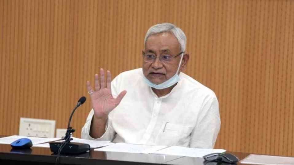 जातिगत गणना रोकने वाली याचिका को ‘प्रचार याचिका’ करार दिये जाने पर गदगद नजर आये नीतीश कुमार, इशारों ही इशारों में भाजपा को घेरा