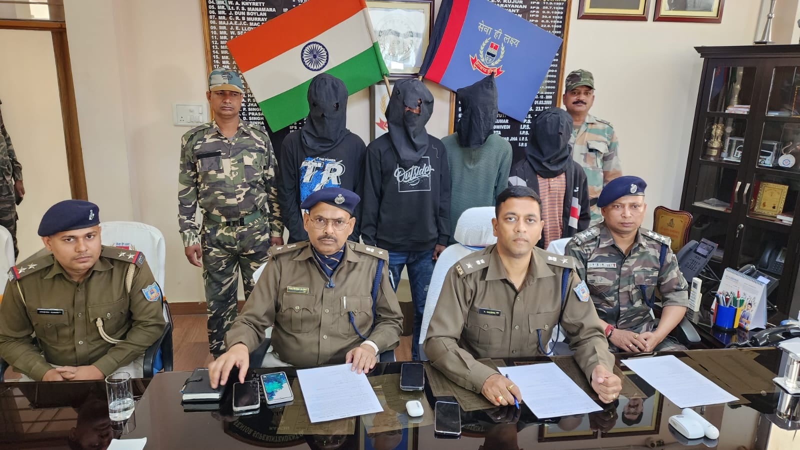 रांची पुलिस को मिली बड़ी कामयाबी, एक साथ छह अपराधियों को दबोचा, किसी बड़ी वारदात को अंजाम देने की थी योजना