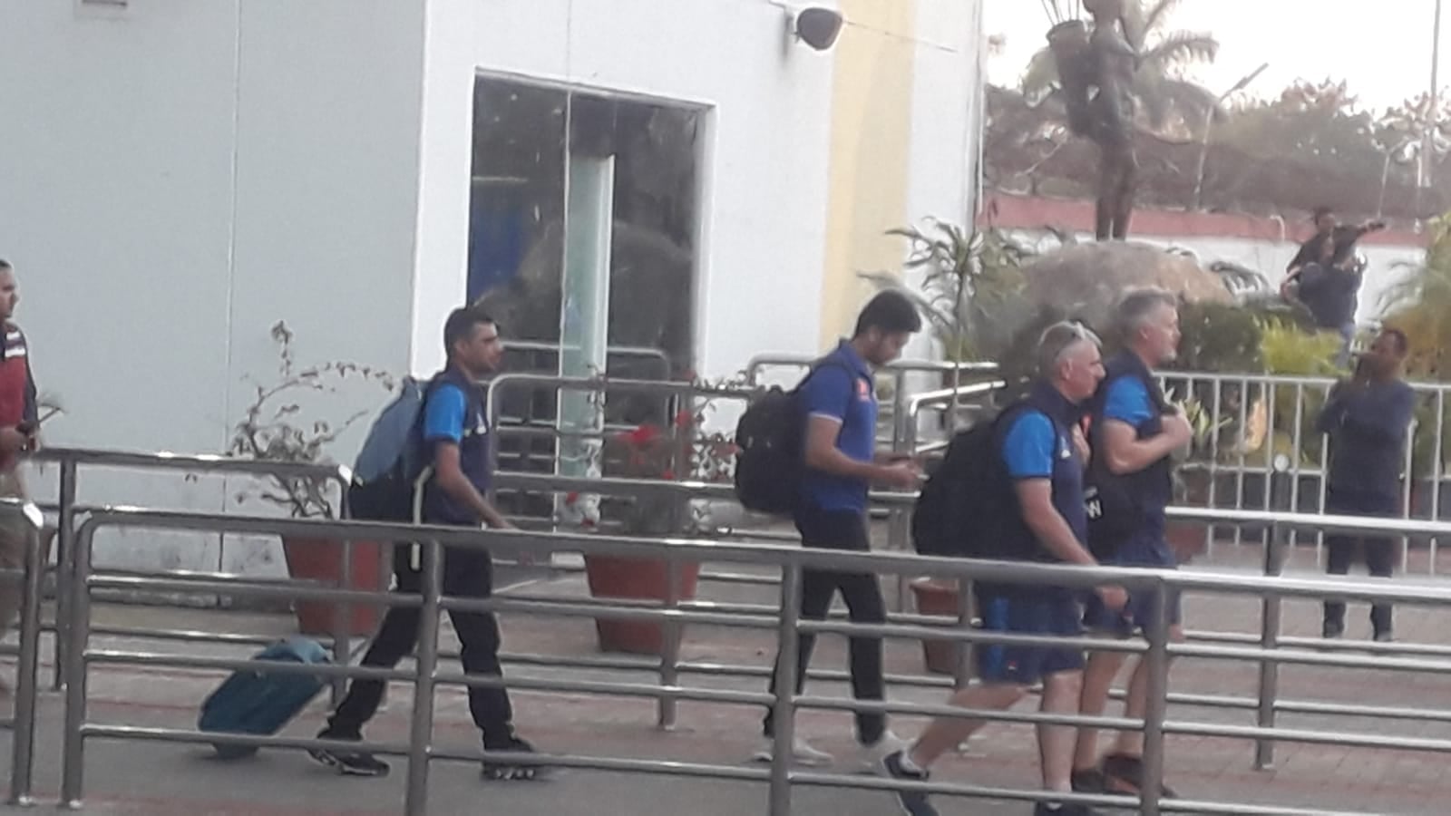 T-20 मैच खेलने के लिए रांची पहुंची इंडिया और न्यूजीलैंड की टीम, एयरपोर्ट पर हुआ भव्य स्वागत