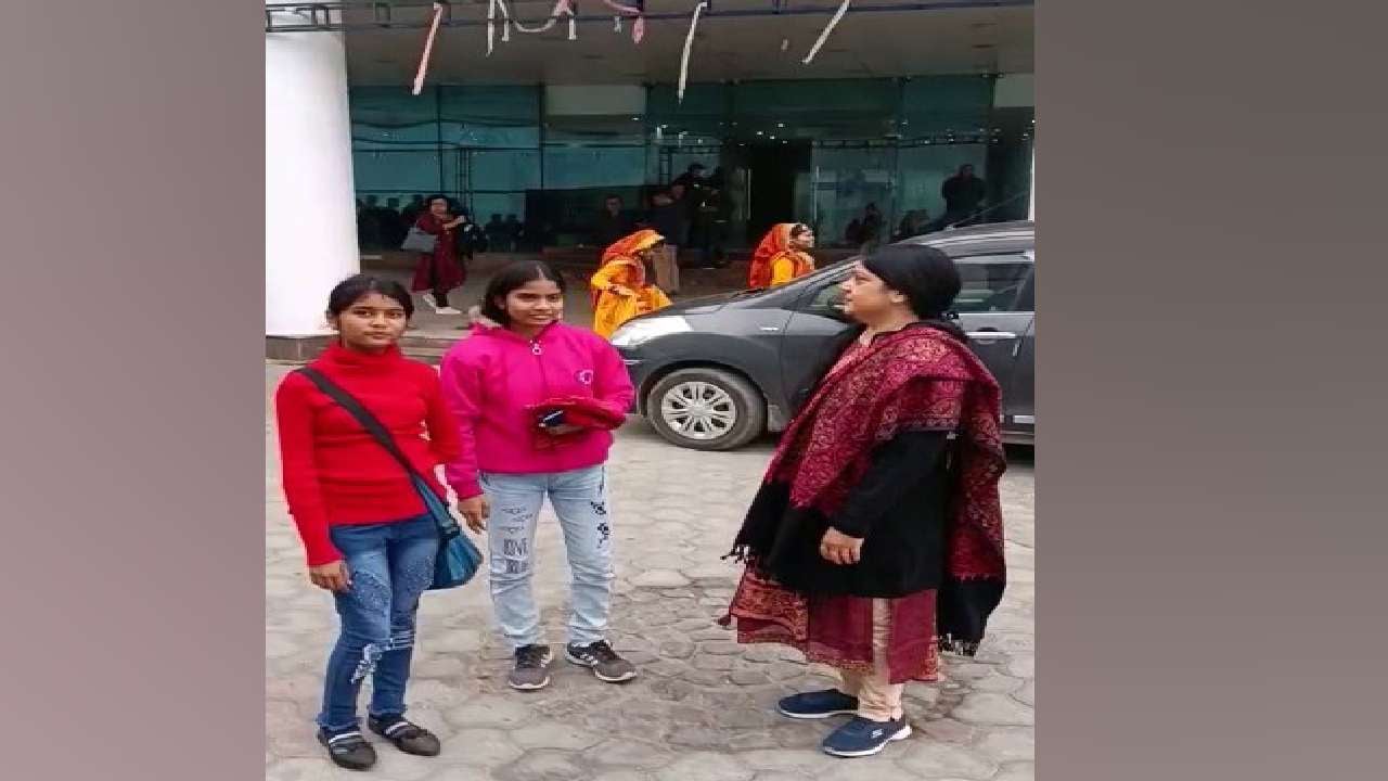 देश के प्रधानमंत्री नरेंद्र मोदी 27 जनवरी को छात्राओं, शिक्षकों और अभिभावकों के साथ करेंगे परीक्षा पर चर्चा कार्यक्रम, झारखंड के 2 छात्राओं का सेलेक्शन