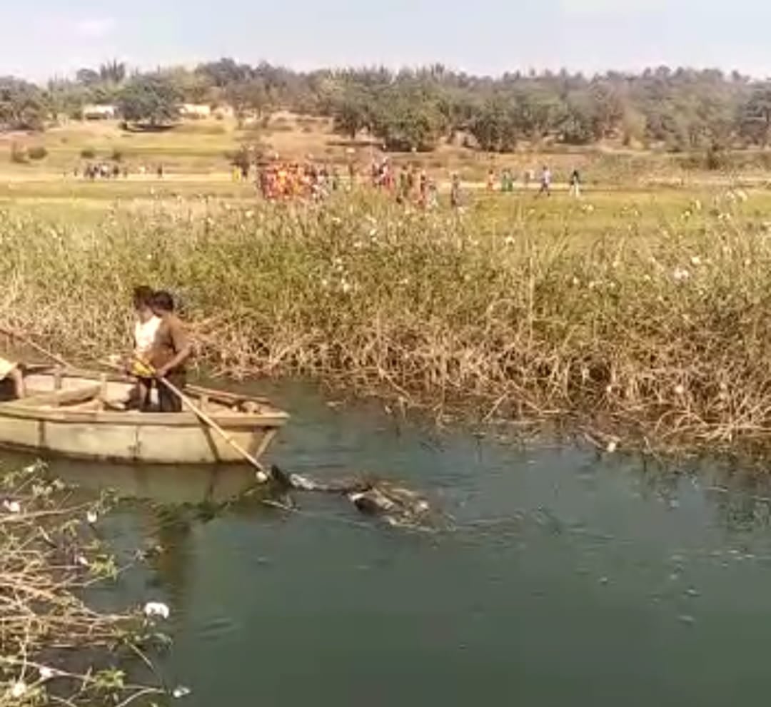 रामगढ़ : चेतमा नदी से अज्ञात शव मिलने से क्षेत्र में सनसनी, जांच में जुटी पुलिस