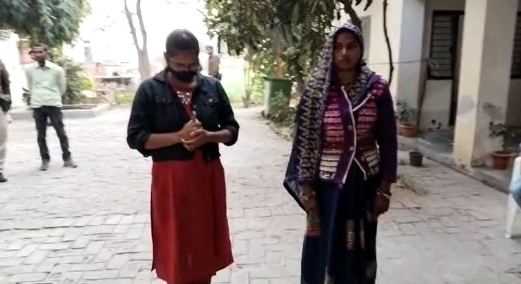 इंटर एग्जाम में दूसरे की जगह परीक्षा दे रही दो फर्जी परीक्षार्थी गिरफ्तार, नकल करते भी दो धराई