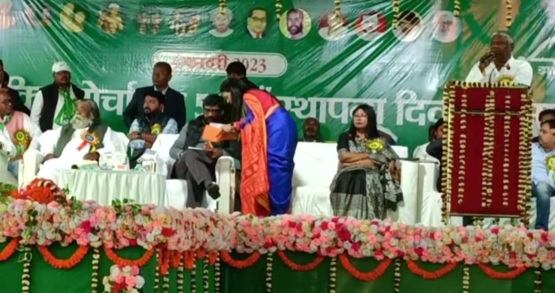 कोयलांचल से संथाल तक गरजे दिग्गज, निशाना बना 2024 का चुनाव