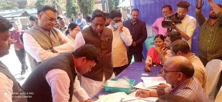 रामगढ़ विधानसभा सीट हमारी थी और रहेगी, कांग्रेस प्रभारी अविनाश पांडे ने किया बजरंग महतो की जीत का दावा, नामांकन संपन्न