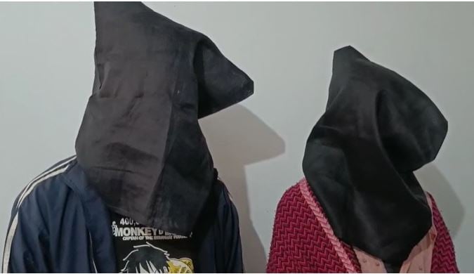 लोहरदगा में दहशत फैलाने वाले पीएलएफआई के दो उग्रवादी गिरफ्तार, कई सामान बरामद