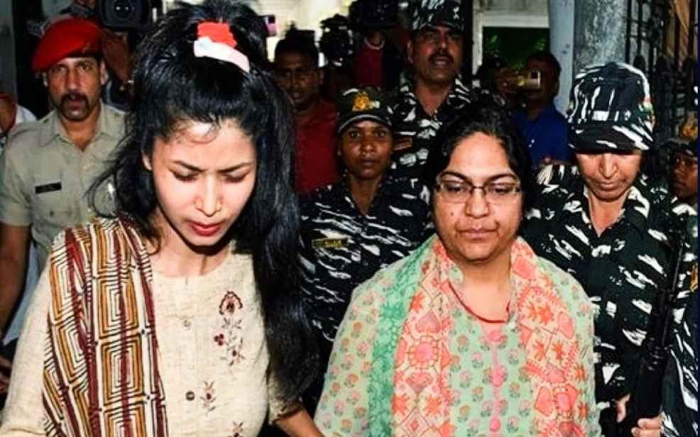 निलंबित IAS पूजा सिंघल को सुप्रीम कोर्ट से बड़ी राहत, कई शर्तों के साथ दो महीने की मिली अंतरिम बेल