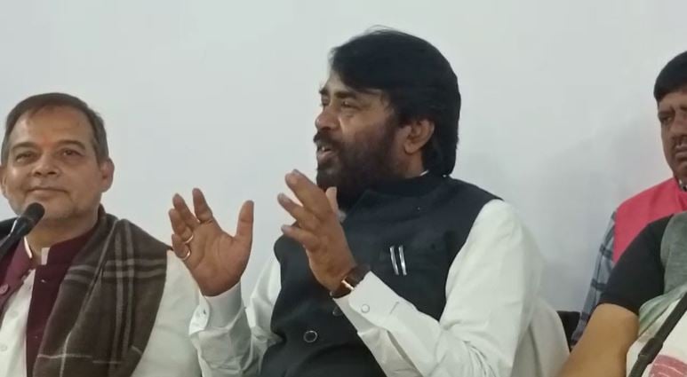 'मुस'(चूहा ) मोटा के घोड़ा थोड़े होगा " बीजेपी एमएलसी नवल किशोर ने नीतीश और तेजस्वी पर साधा निशाना