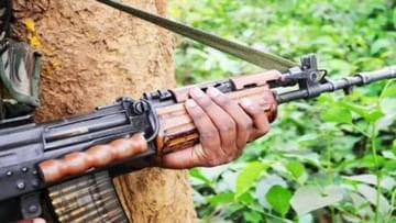 सरेंडर करने वाला कुख्यात नक्सली दुर्योधन धनबाद के तोपचांची का है रहने वाला,1993 में पहली बार हुआ था केस,जानिए उसका डिटेल्स