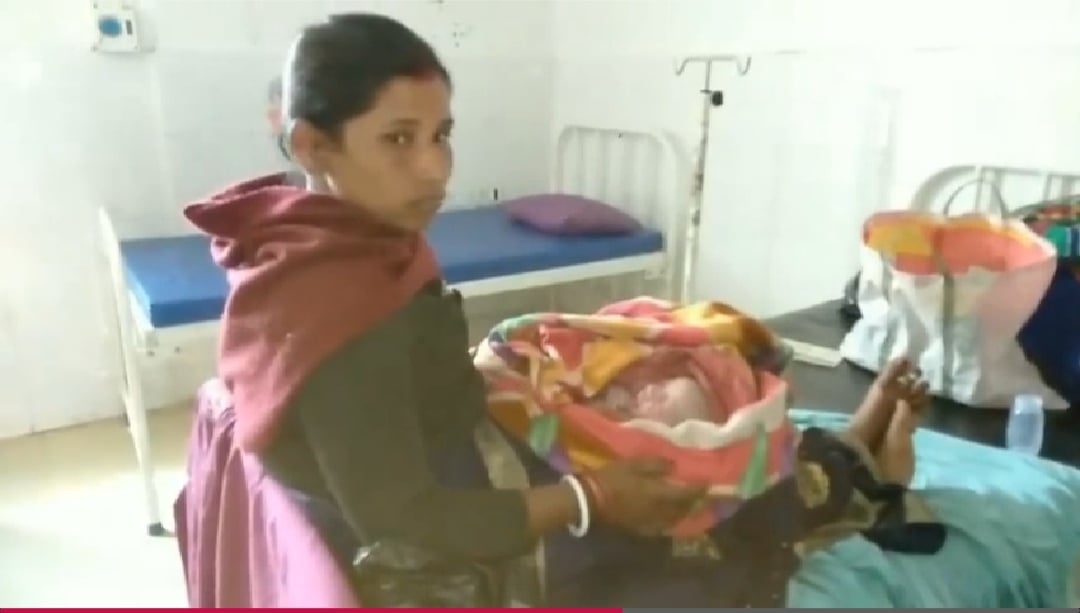 बिहार की इस बेटी के जज्बे को सलाम, बच्चे को जन्म देने के तुरंत बाद पहुंची मैट्रिक की परीक्षा देने, जानिए