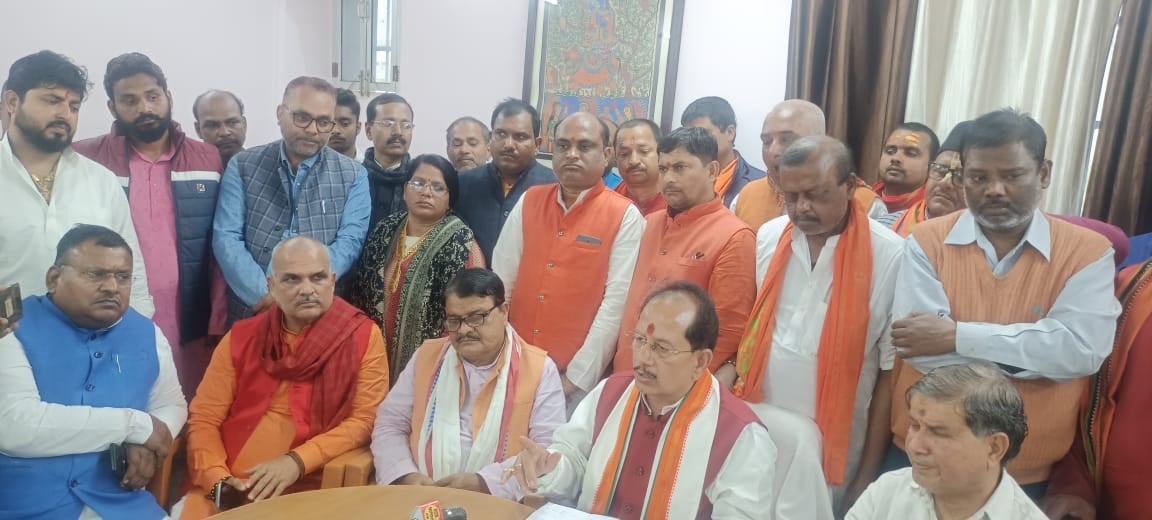 बोले विजय कुमार सिन्हा- महागठबंधन की सरकार में आए दिन हत्याएं, सरकार लगाम लगाने में विफल