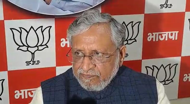 2025 में तेजस्वी को सीएम बनाने की बात पर JDU ने लिया यू-टर्न, वहीं बीजेपी ने कहा नीतीश कुमार की उल्टी गिनती शुरू