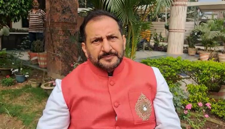 नीरज कुमार बबलू ने ललन सिंह पर कसा तंज, कहा - बीजेपी में जाने का रास्ता ढूंढ रहे हैं ललन सिंह