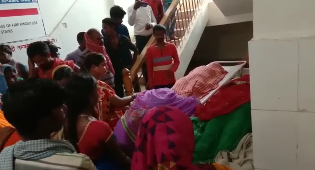 तालाब से विवाहिता का शव बरामद,हत्या की आशंका