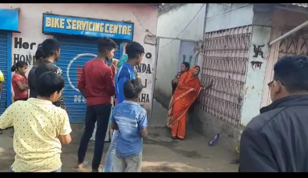 पत्नी के रहते शादी शुदा युवक ने किया प्यार ,फिर प्रेमी और प्रेमिका ने कटकर दे दी जान ,जानिए इस हृदय विदारक घटना का पूरा डिटेल्स