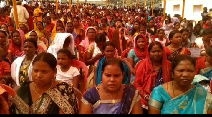 बोकारो में विद्युत मजदूर यूनियन के बैनर तले हुआ महाजुटान, आसपास के हजारों ग्रामिण हुए शामिल