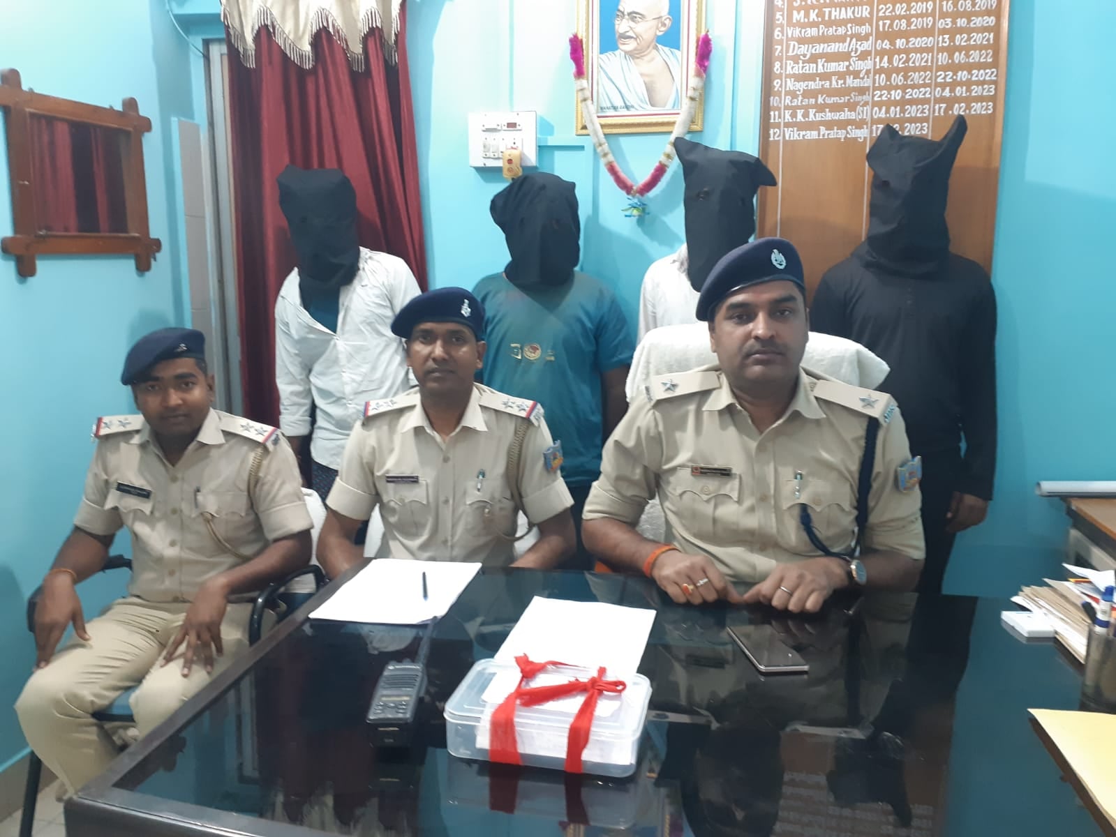 होली के मौके पर हत्या और डकैती की योजना बना रहे थे अपराधी, पुलिस ने मंसूबे पर फिरा पानी, जानिए मामला