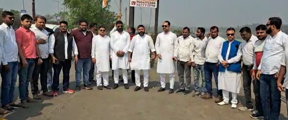 जमशेदपुर: कांग्रेस और बीजेपी के कार्यकर्ताओं के बीच मारपीट मामले ने पकड़ा तूल, कांग्रेसी कार्यकर्ता सरकार से कर रहे कार्रवाई की मांग