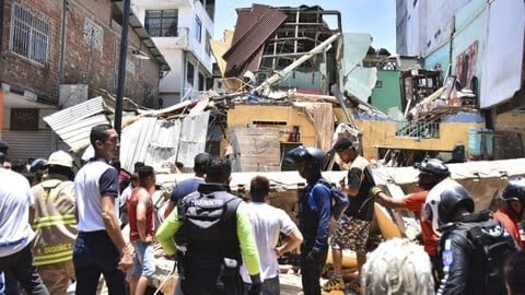 इक्वाडोर में आए भूकंप ने मचाई तबाही, 200 से अधिक लोग घायल